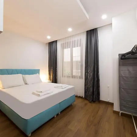 Central And Cozy Apartment Near Beach In Antalya Apartment