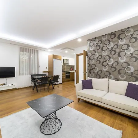 Central And Cozy Apartment Near Beach In Antalya Antalya
